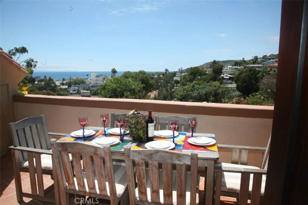 Laguna Beach, CA 92651,672 Wendt