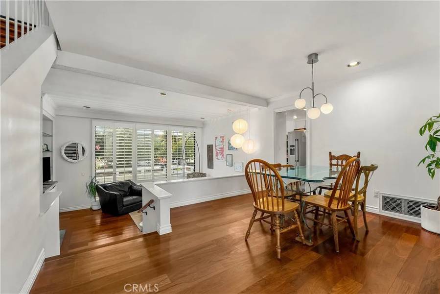 16 Barlovento Court #2, Newport Beach, CA 92663