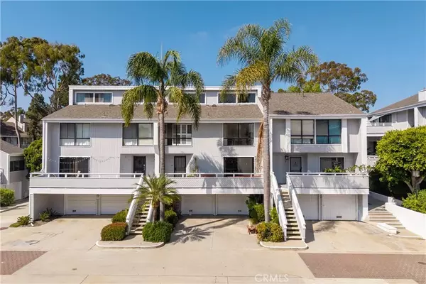 Newport Beach, CA 92663,16 Barlovento Court #2