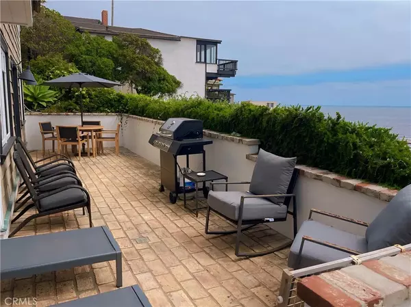 Laguna Beach, CA 92651,154 Pearl Street