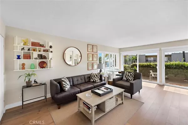 Laguna Beach, CA 92651,21703 Ocean Vista Drive #102