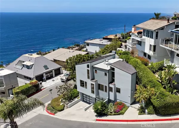 Laguna Beach, CA 92651,683 Alta Vista Way