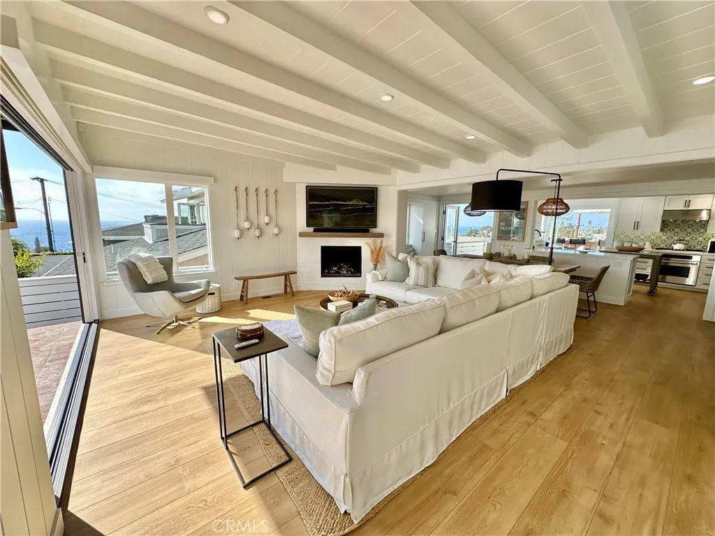 Laguna Beach, CA 92651,252 Grandview Street