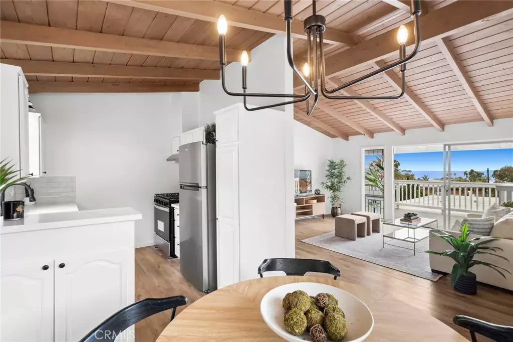 Laguna Beach, CA 92651,135 High Drive