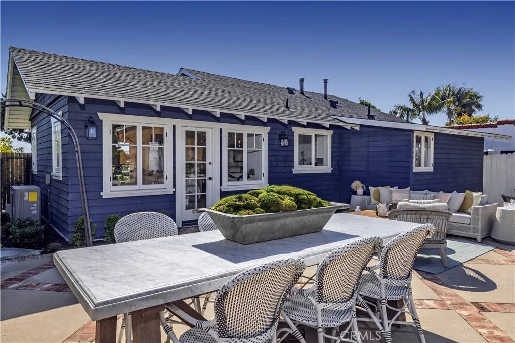 556 Through Street, Laguna Beach, CA 92651