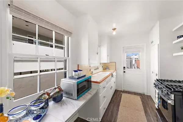 Laguna Beach, CA 92651,187 Lower Cliff Drive