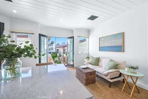 Laguna Beach, CA 92651,358 Cliff