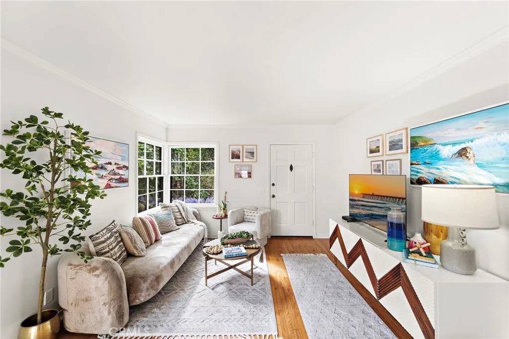 Laguna Beach, CA 92651,189 Lower Cliff Drive