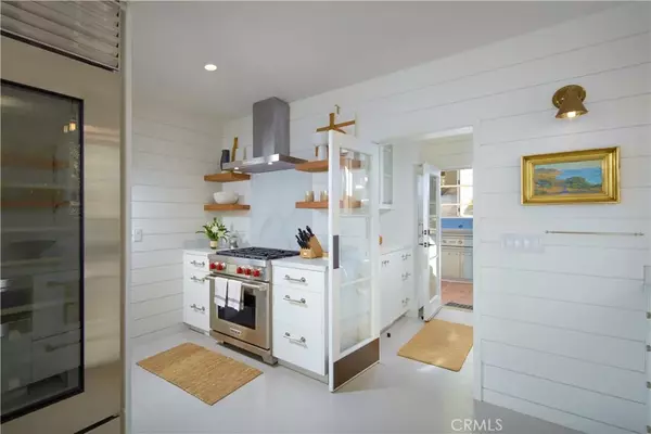 Laguna Beach, CA 92651,6 Rockledge Road