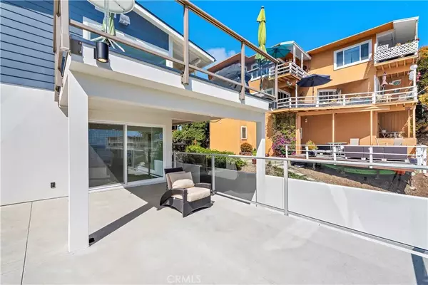 Laguna Beach, CA 92651,827 Cliff Drive