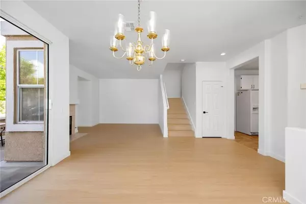 Orange, CA 92869,448 N Londonderry Lane #D