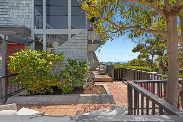 Laguna Beach, CA 92651,31506 Eagle Rock Way