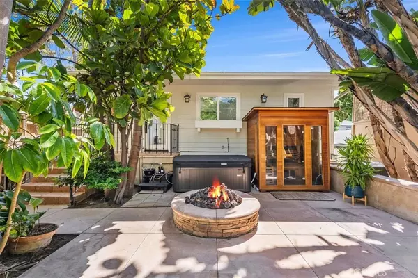 Laguna Beach, CA 92651,31719 Coast Highway