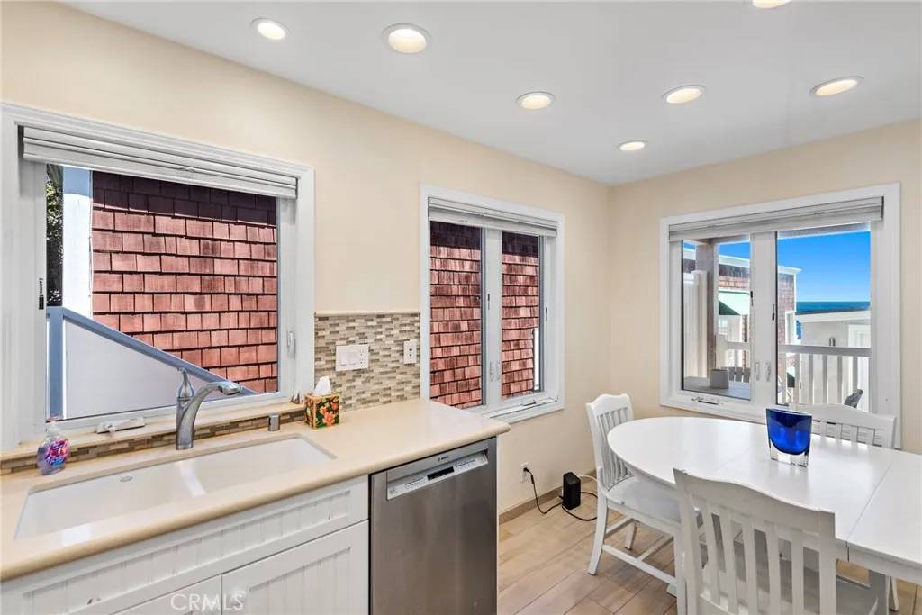 Laguna Beach, CA 92651,1055 Gaviota Drive