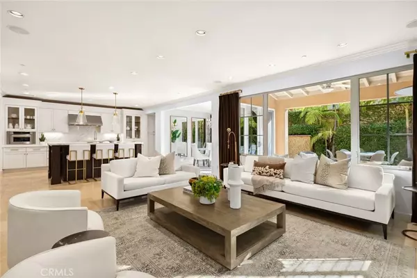 Irvine, CA 92618,70 Livia