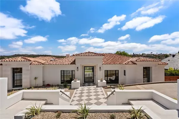 Rancho Santa Fe, CA 92067,14431 Bellvista Drive