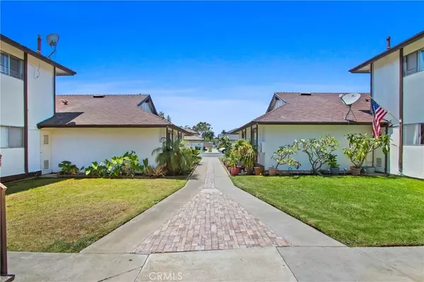 Huntington Beach, CA 92646,18702 Demion Lane