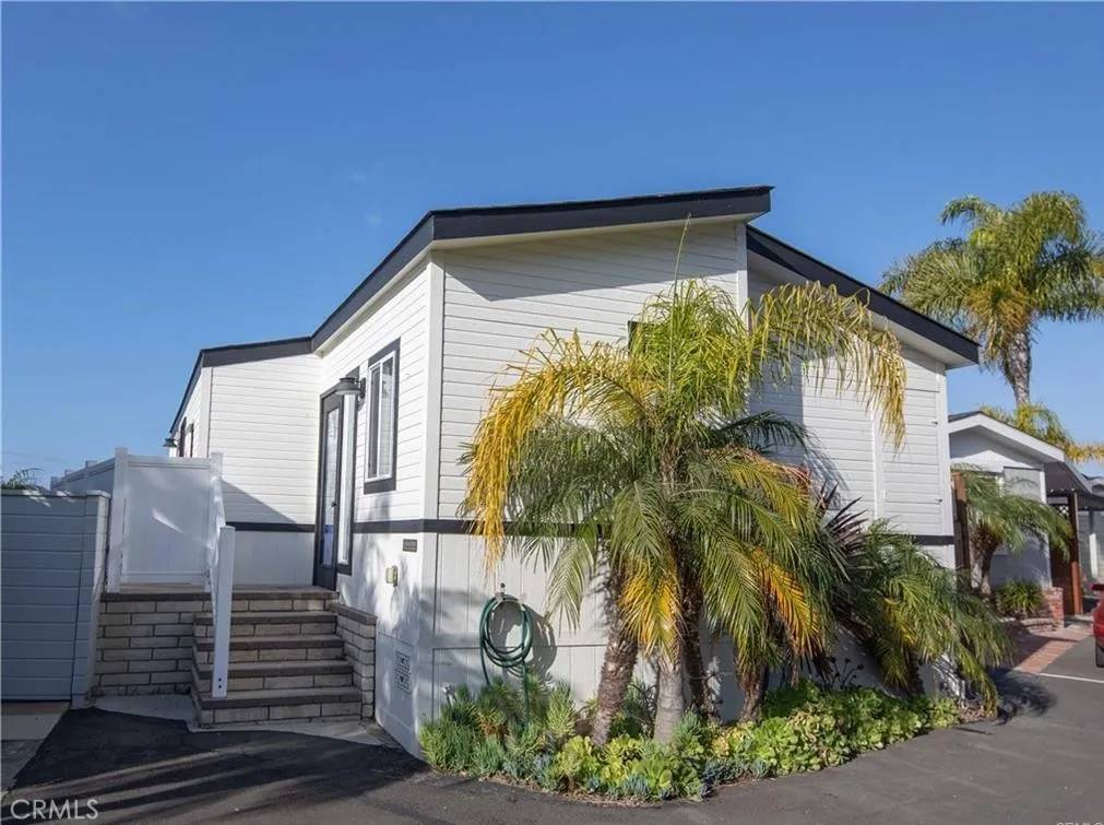 30802 Coast #C2, Laguna Beach, CA 92651