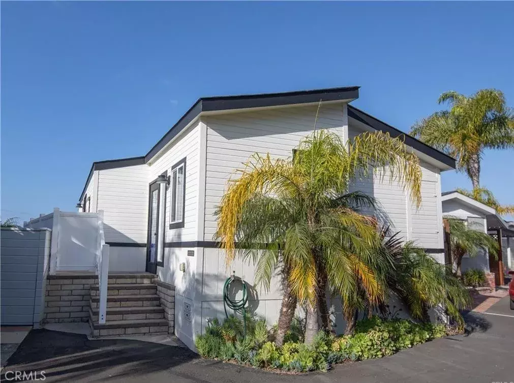 Laguna Beach, CA 92651,30802 Coast #C2