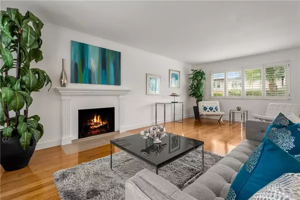 1872 Parkview Circle, Costa Mesa, CA 92627