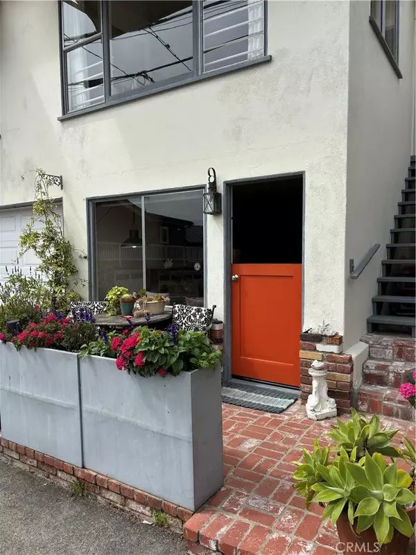 Laguna Beach, CA 92651,1235 N Coast #A