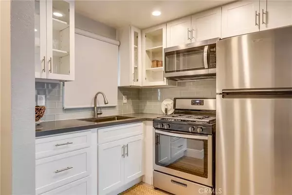 Laguna Beach, CA 92651,312 Broadway #5