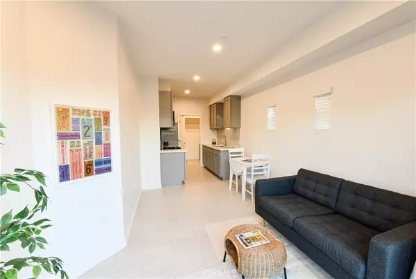 Gardena, CA 90247,15826 S Vermont Avenue #2