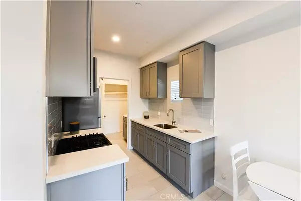 Gardena, CA 90247,15826 S Vermont Avenue #2