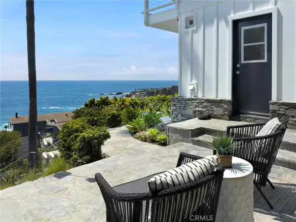 Laguna Beach, CA 92651,31152 Holly Drive