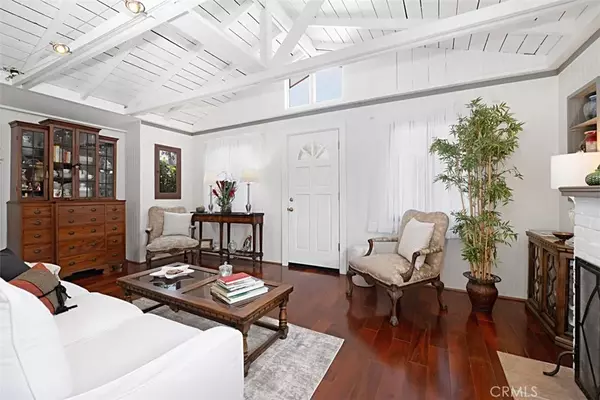 Laguna Beach, CA 92651,555 Through Street