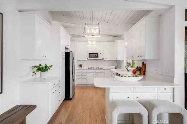 Laguna Beach, CA 92651,1214 Anacapa Way