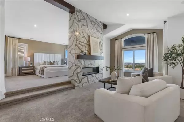 Rancho Santa Margarita, CA 92679,32221 Weeping Willow Street