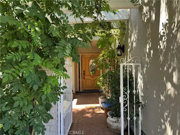 Newport Beach, CA 92660,311 Vista Suerte