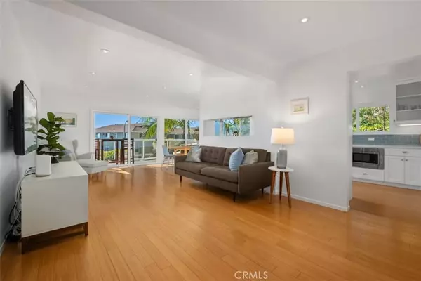 Laguna Beach, CA 92651,21703 Ocean Vista Dr 201A