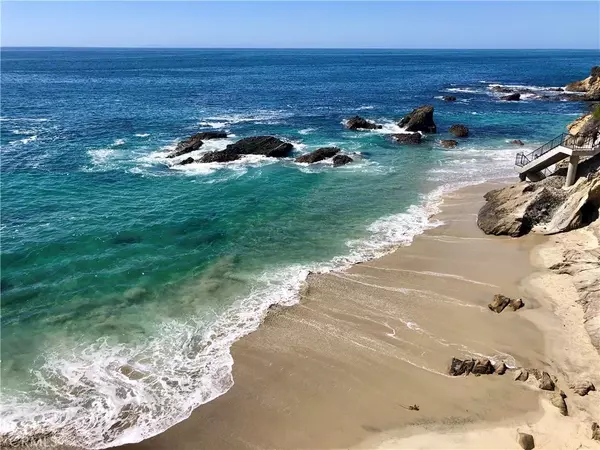 240 Moss #15, Laguna Beach, CA 92651