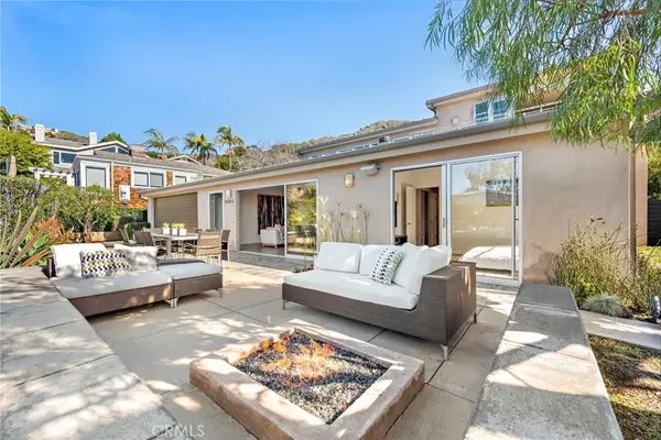 Laguna Beach, CA 92651,30692 Marilyn