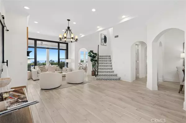 San Clemente, CA 92673,23 Campanilla