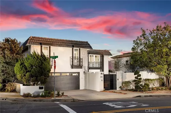 Laguna Beach, CA 92651,797 Nyes