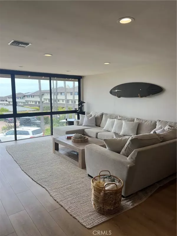 Laguna Beach, CA 92651,20 Blue Lagoon