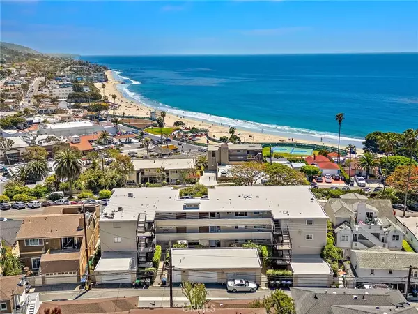 Laguna Beach, CA 92651,234 Cliff Drive #4
