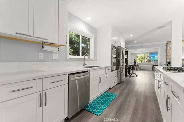 Costa Mesa, CA 92627,1170 Gleneagles