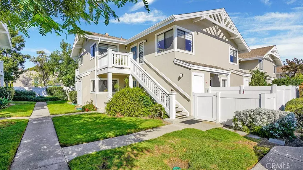 Irvine, CA 92618,35 TAROCCO