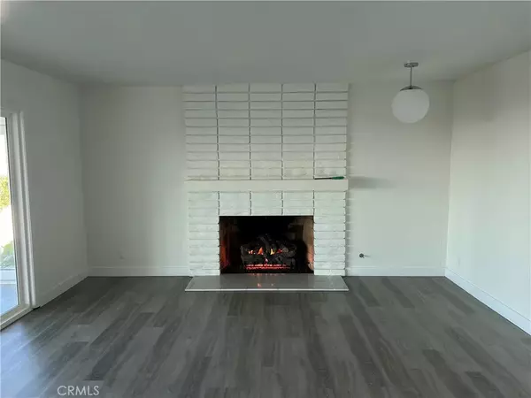 Laguna Beach, CA 92651,2805 Chillon