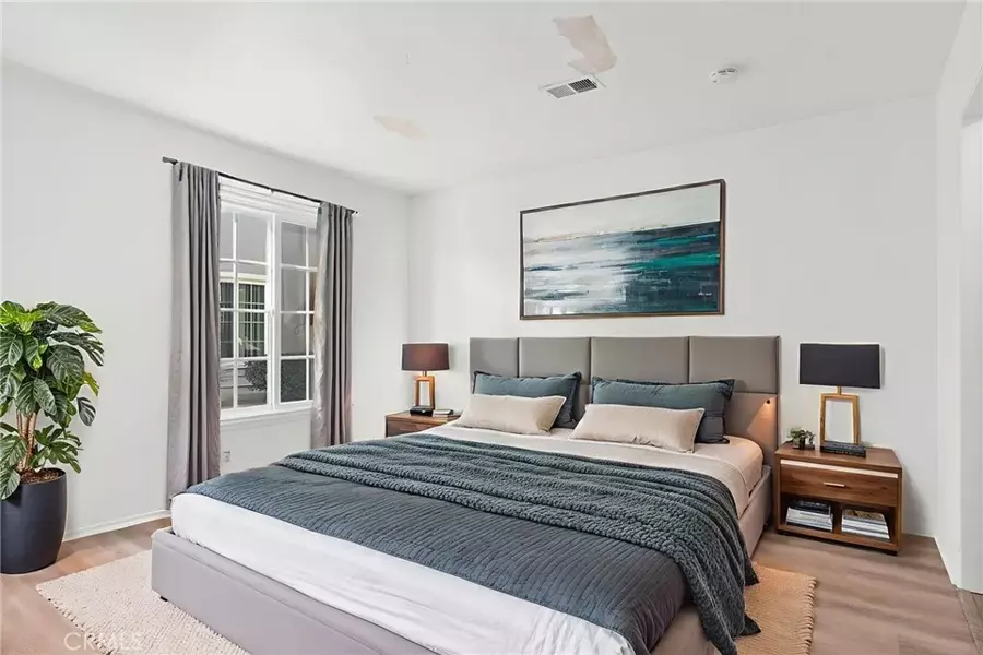 1845 Anaheim, Costa Mesa, CA 92627