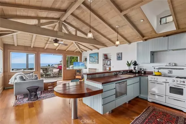 Laguna Beach, CA 92651,32036 Sunset