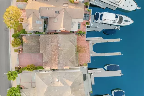 Newport Beach, CA 92660,612 Harbor Island Drive