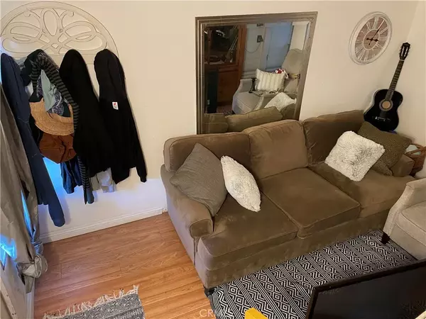 Covina, CA 91724,716 N Grand #H-8