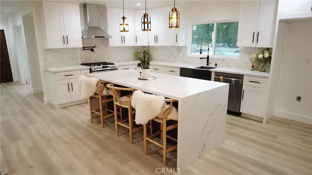 5758 Natick Avenue, Sherman Oaks, CA 91411