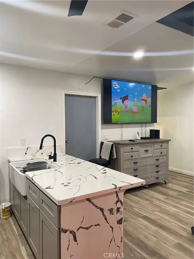 Baldwin Park, CA 91706,13302 Ramona Boulevard #12