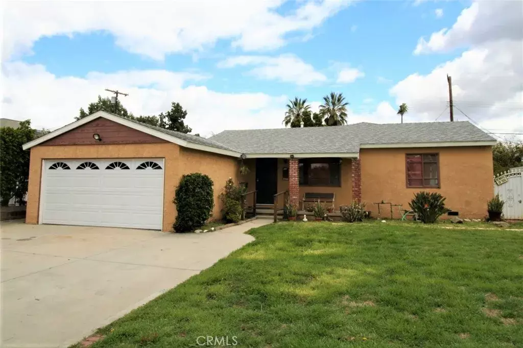 Panorama City, CA 91402,7862 Clearfield Avenue